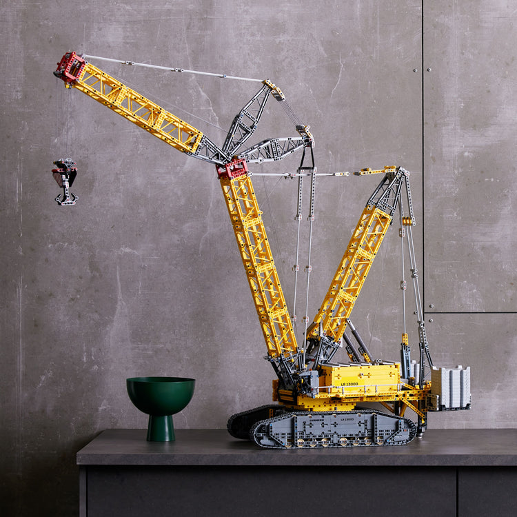 LEGO® Technic 42146 Liebherr LR 13000 Crawler Crane - Main Image